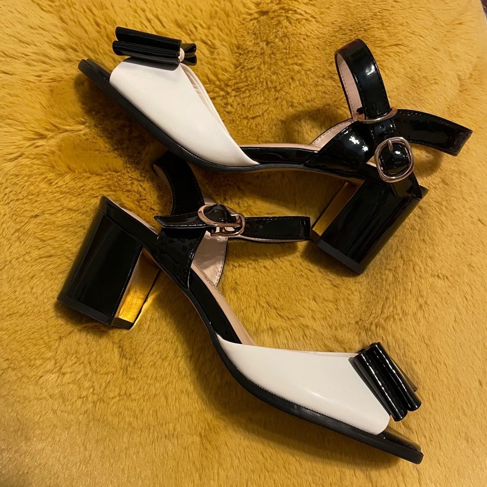 Black White Gold Sling Backs size 5